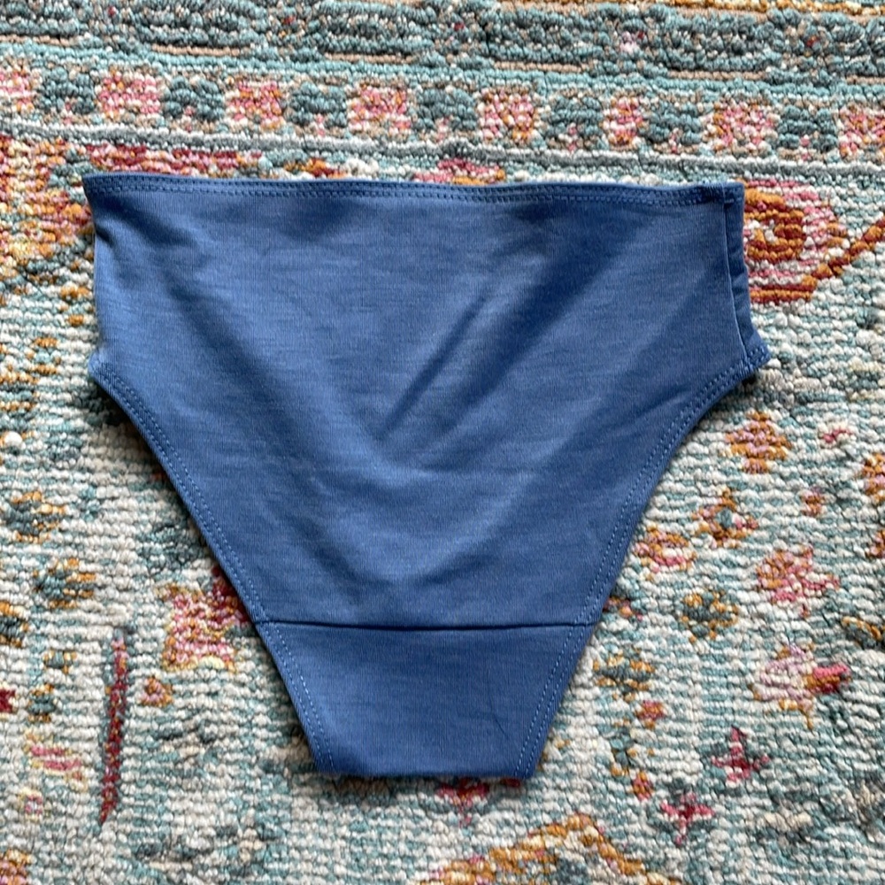 Simply Merino Girls Undies - Picture 3 of 3